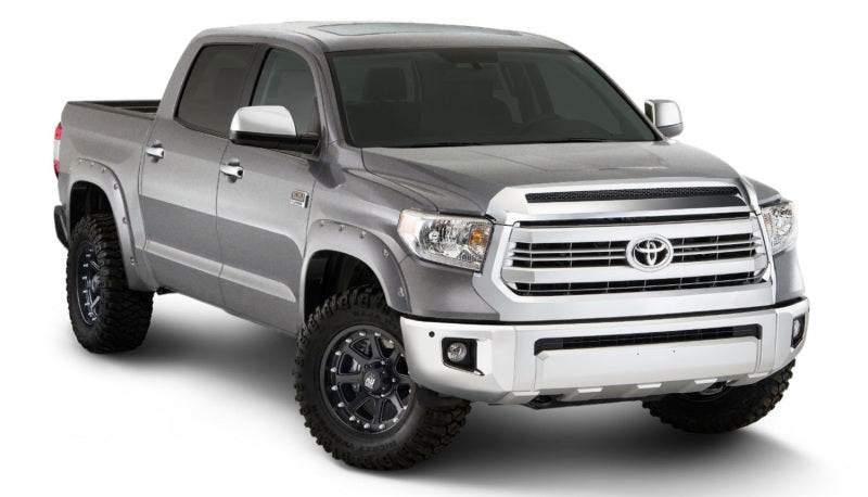 Élargisseurs de benne Bushwacker 16-18 Toyota Tundra Fleetside Pocket Style 4 pièces 66,7/78,7/97,6 po - Silver Sky