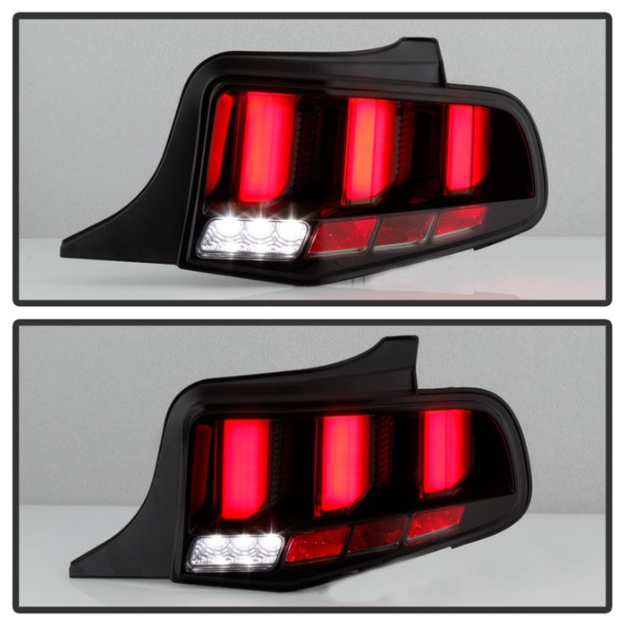 Feux arrière à DEL clignotants et barre lumineuse Spyder 10-12 Ford Mustang - Fumé ALT-YD-FM10-LED-SM