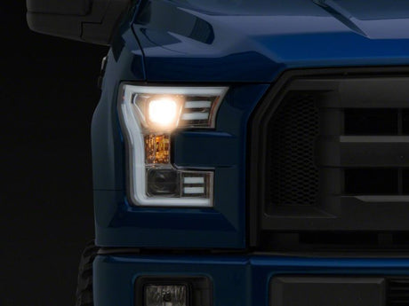 Phares de projecteur Raxiom 15-17 Ford F-150 avec accent LED - Boîtier chromé (lentille transparente)