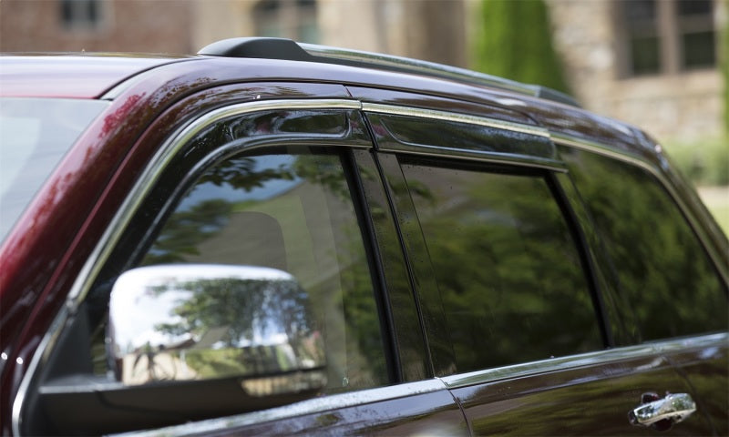 Déflecteurs à profil bas AVS 21-22 Jeep Grand Cherokee Ventvisor 4 pièces - Fumé avec garniture chromée
