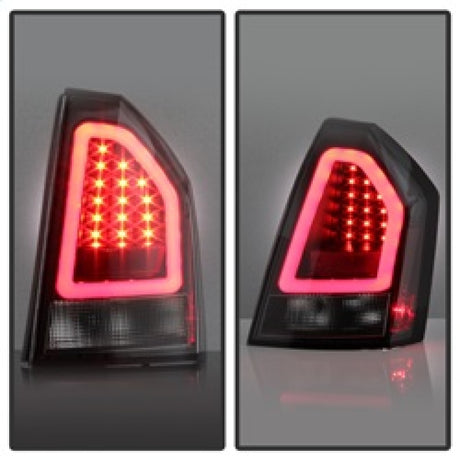 Feux arrière à LED Spyder Chrysler 300 05-07 V2 - Noir ALT-YD-CHR305V2-LED-BK