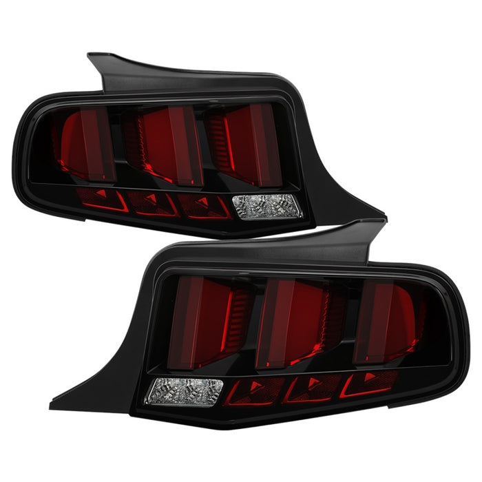 Feux arrière séquentiels à LED rouges pour Ford Mustang Spyder 10-12 - Noir ALT-YD-FM10-RBLED-BK