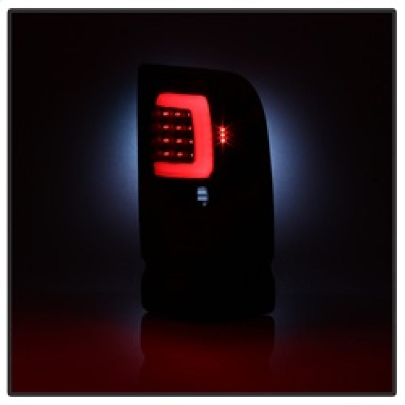 xTune Dodge Ram 1500 94-01 Feux arrière - Barre lumineuse LED - Noir ALT-ON-DRAM94V3-LBLED-BSM
