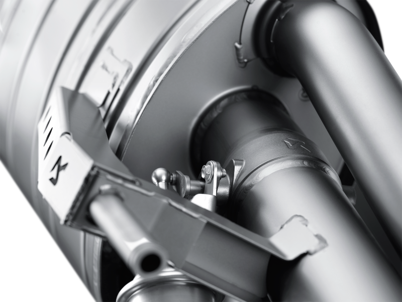 Ligne Slip-On Akrapovic 09-14 Lamborghini Gallardo LP 550-2 Coupé (Titane) (Embouts requis)